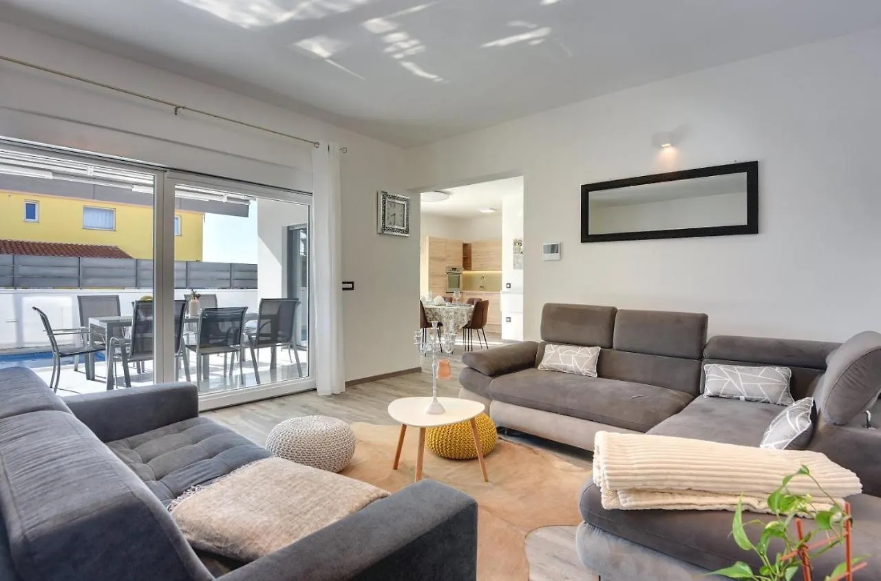 Villa Sunce Pula